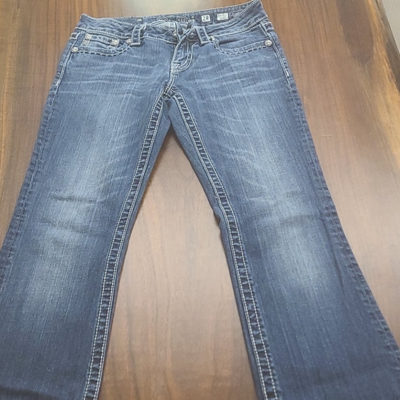 Miss Me 28 Bootcut - Picture 2 of 4